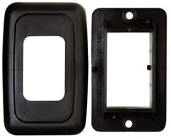 Plate, Contoured Black Single