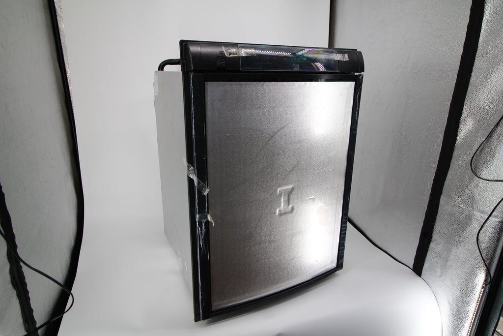 Refrigerator / Freezer; Americana; Single Compartment Refrigerator With Freezer; Dometic 71-8693, RM2351RB1F